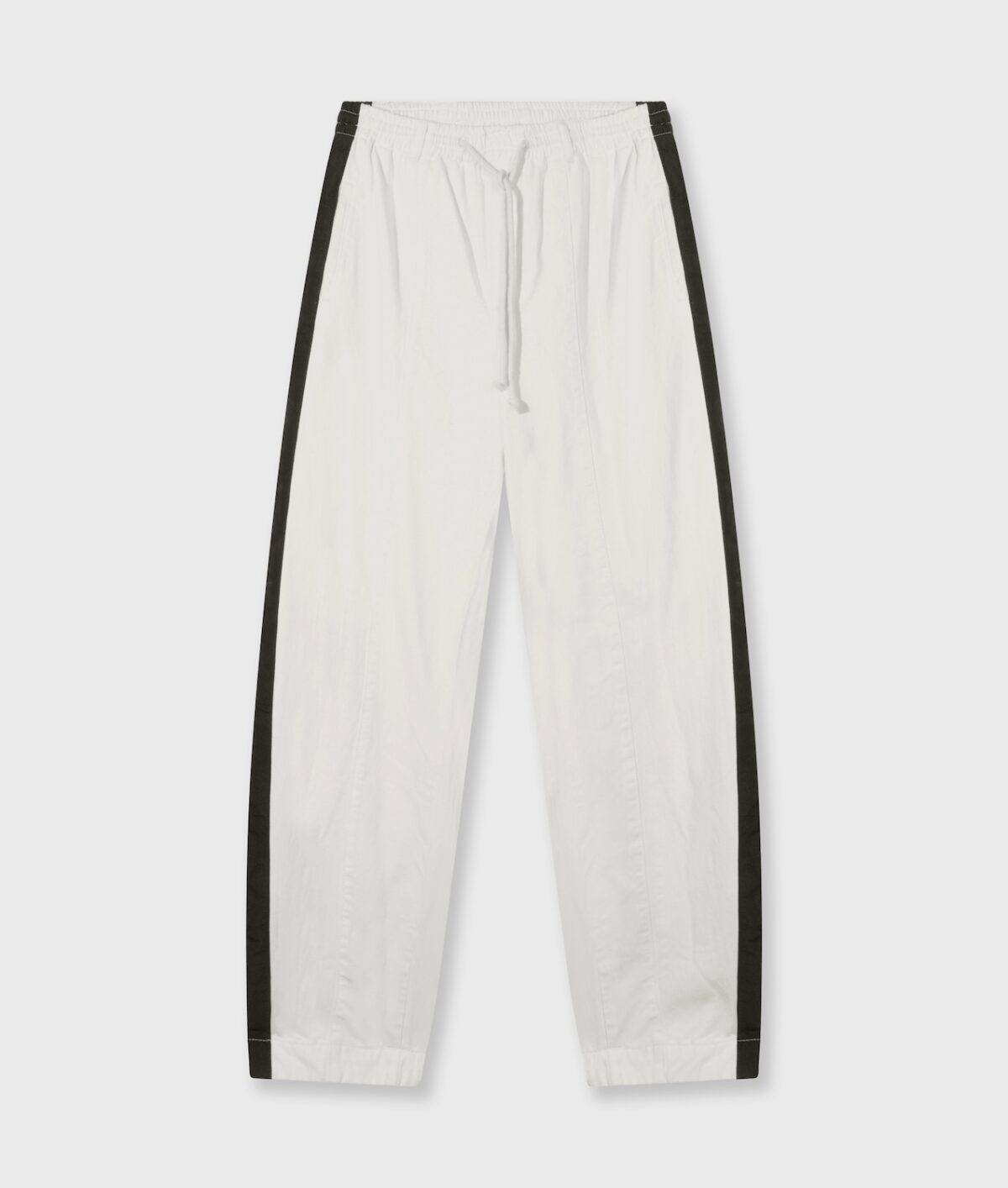 Weite, schmal zulaufende Hose aus Twill von 10Days